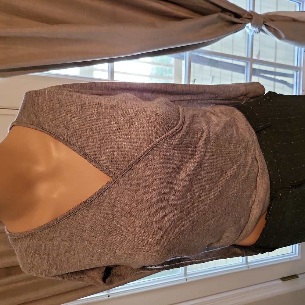 Gray Top